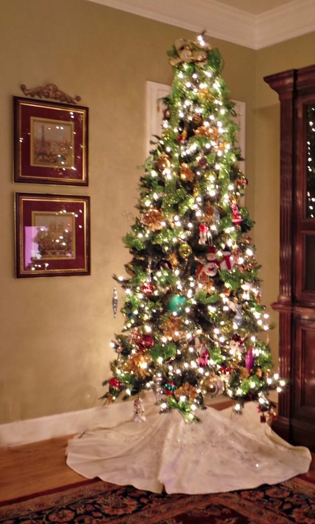 Lit Tree Skirt