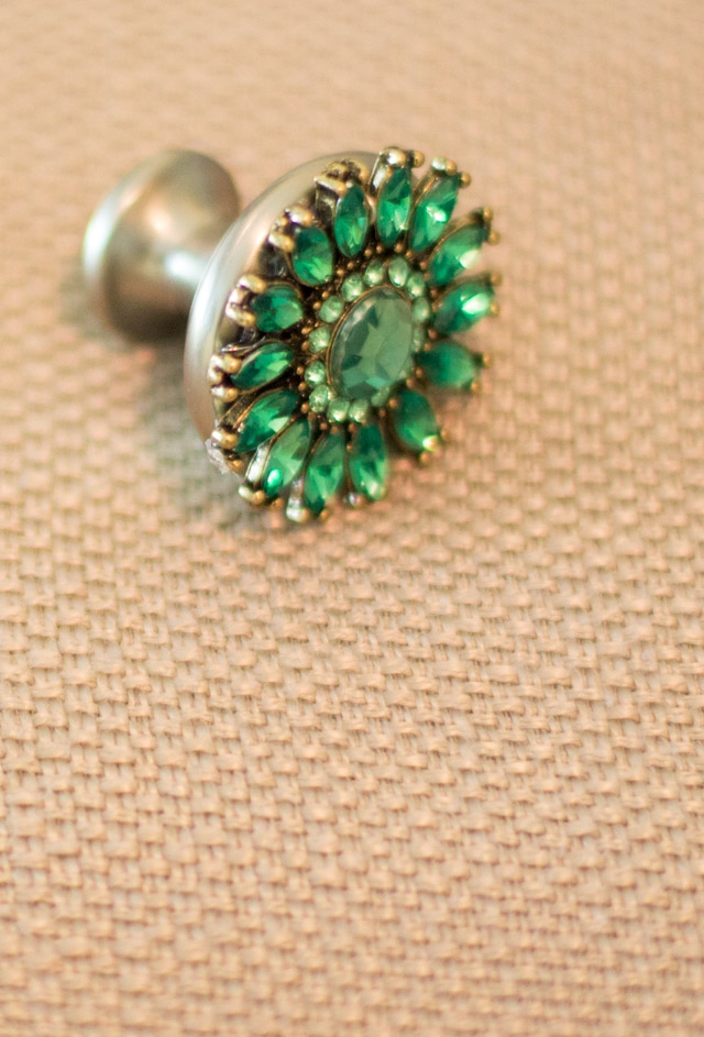 Brooch Knob