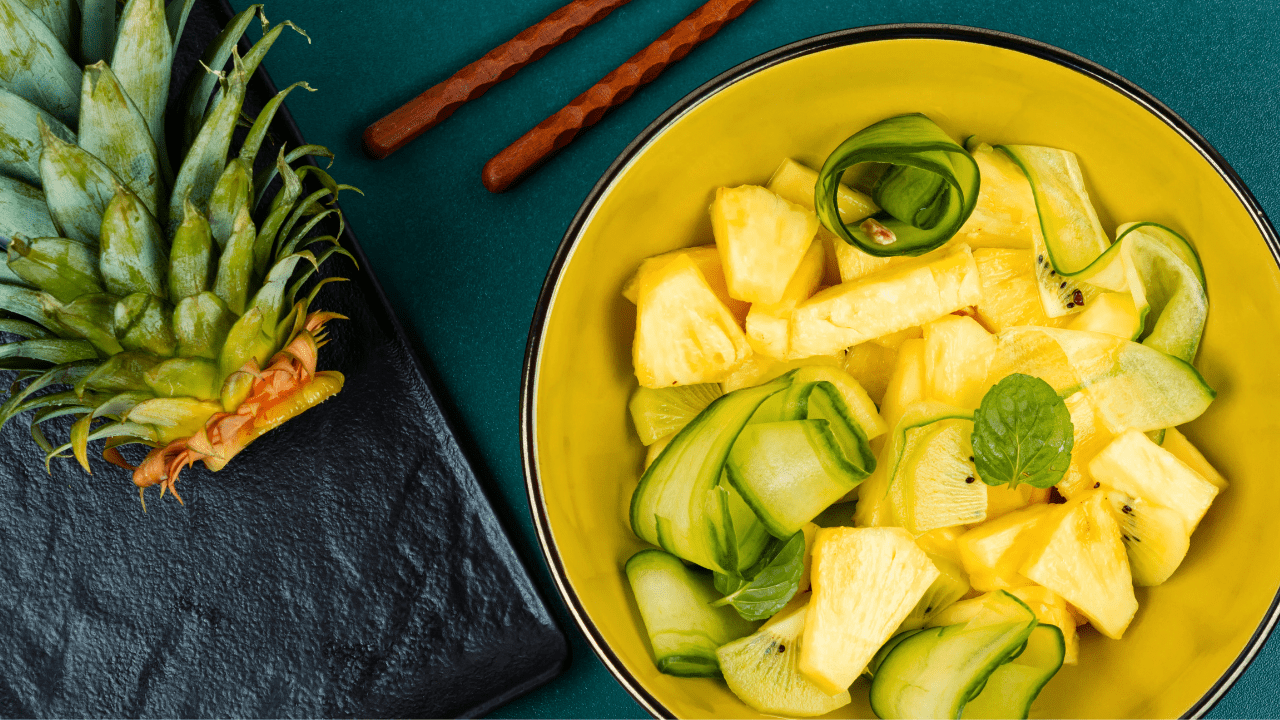 pineapple cucumber salad