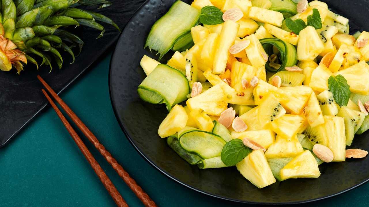 pineapple cucumber salad
