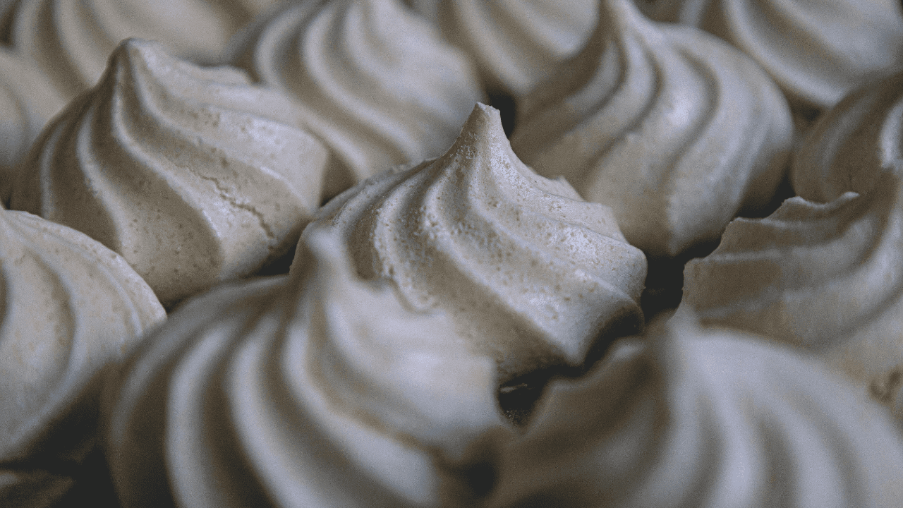 delia smith meringue