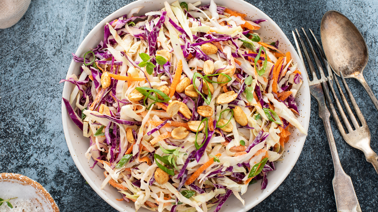 Winter Slaw with Apple and Cabbage