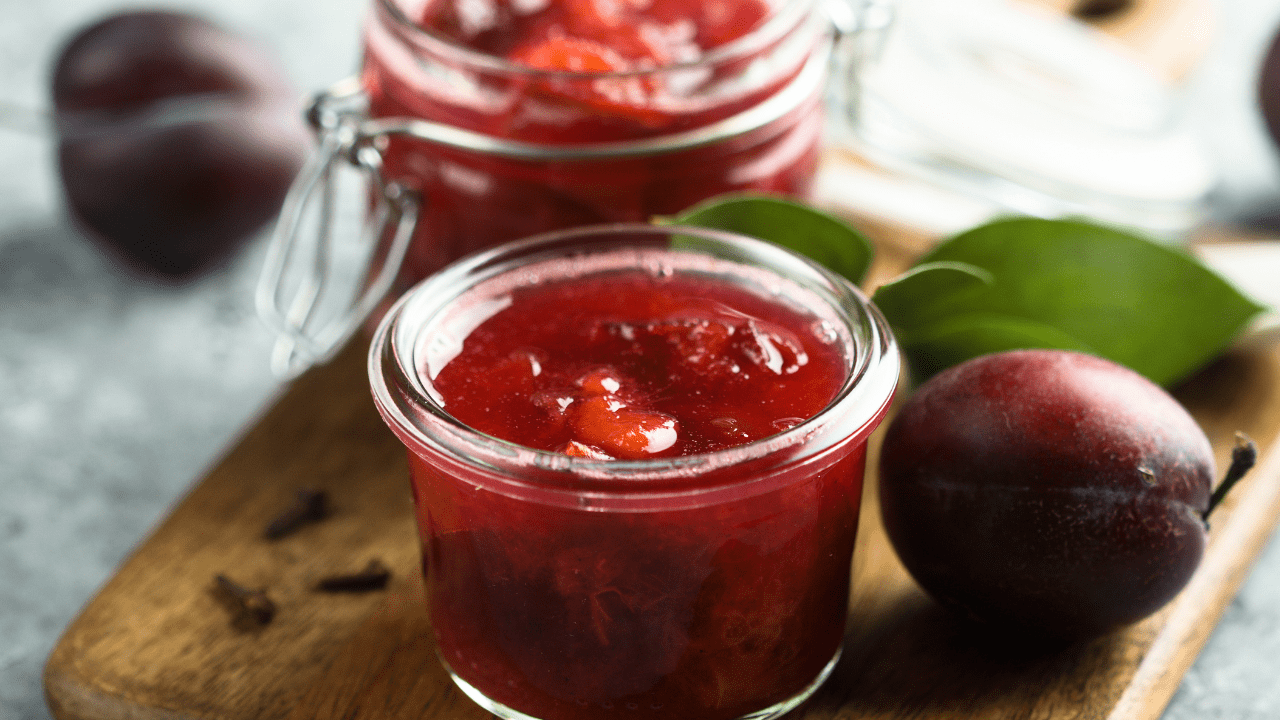 Delia Smith Plum Jam