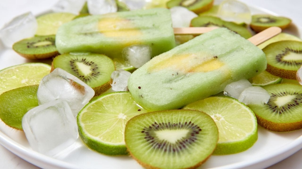 yoghurt ice lollies