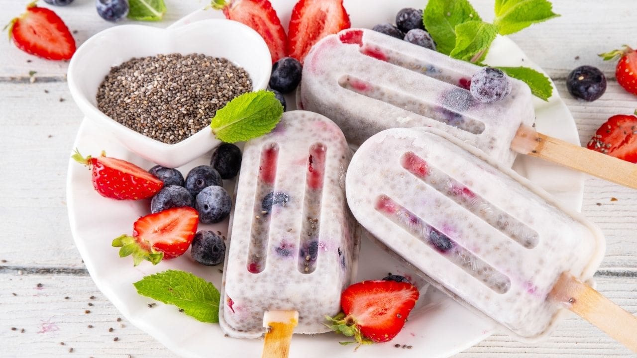 berry ice lollies