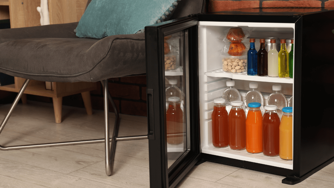 how to organise a mini fridge
